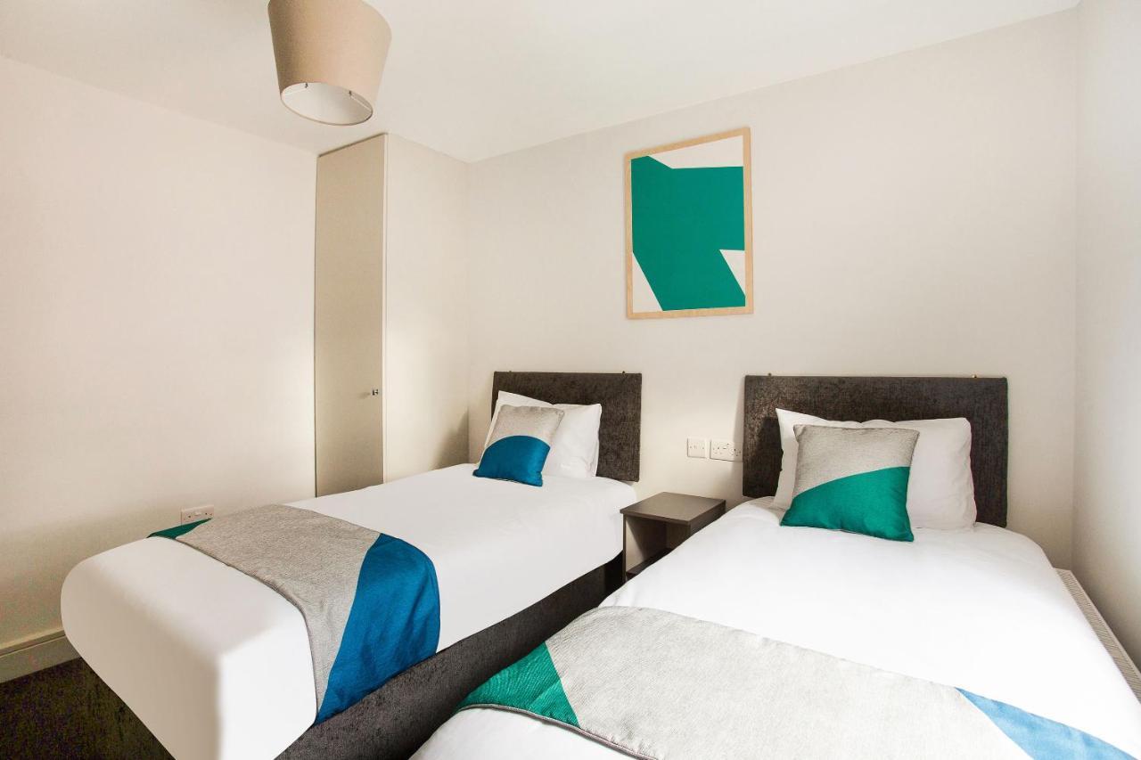 Civic Hotel Hounslow Buitenkant foto