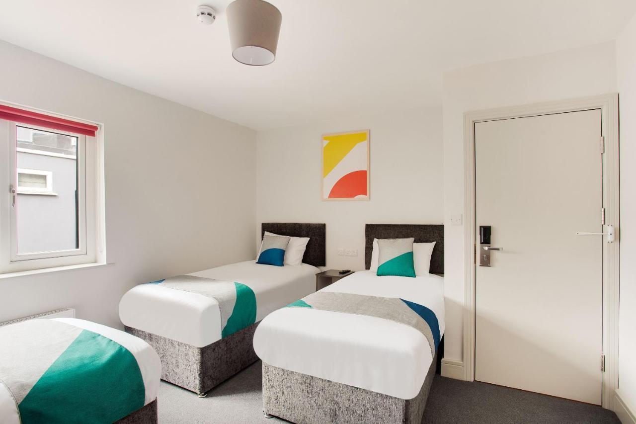 Civic Hotel Hounslow Buitenkant foto